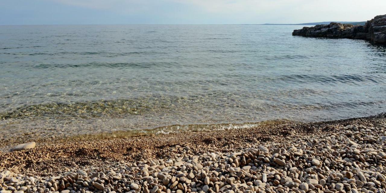 Apartment Stefania On The Beach Koromačno Kültér fotó